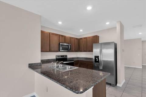 17066 Oval Rum Drive, Wimauma FL - photo 12 of 45