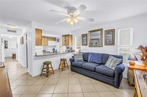 10265 Gulf Boulevard #B315, St Petersburg FL - photo 8 of 34