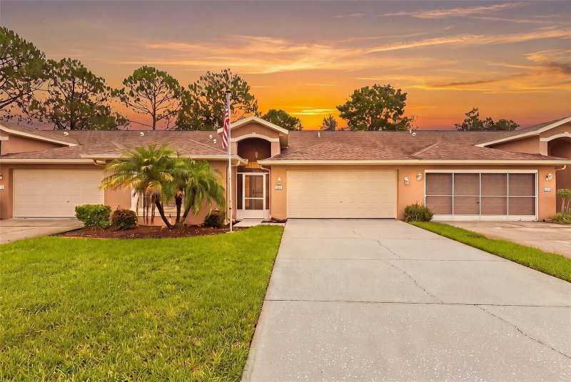 2 bedroom Villa at 7411 Moorgate Court, Edgewood At River Ridge, New Port Richey — photo 1