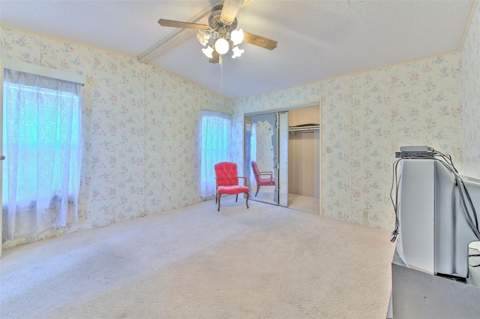 37605 Amigo Drive, Zephyrhills FL - photo 24 of 40