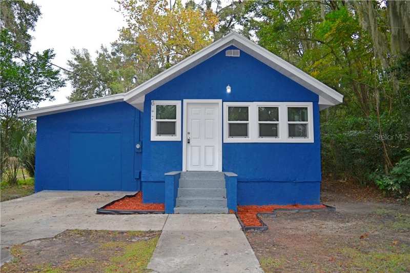 4 bedroom Single Family Residence at 647 S Delaware Avenue, Lockharts, Deland — photo 1