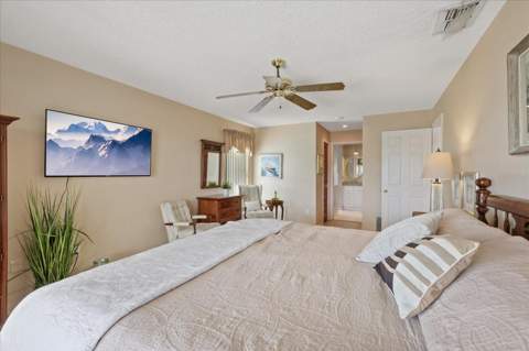 3154 Trident Terrace, New Port Richey FL - photo 11 of 91