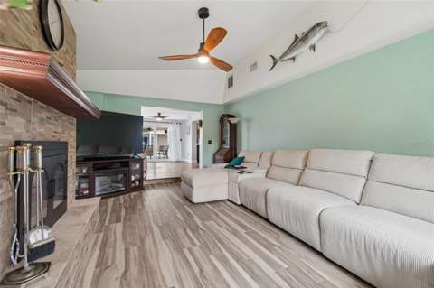 4306 Newbury Drive, New Port Richey FL - photo 6 of 6