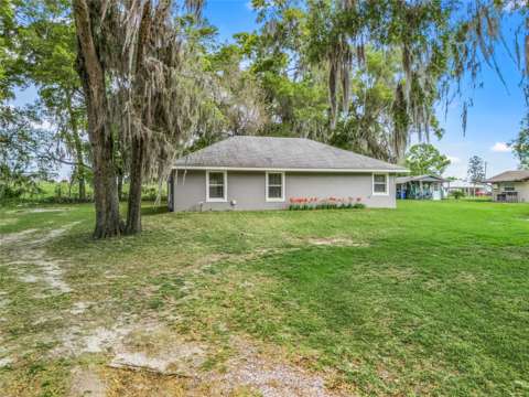 9318 Cr 649, starter home for sale in Bushnell