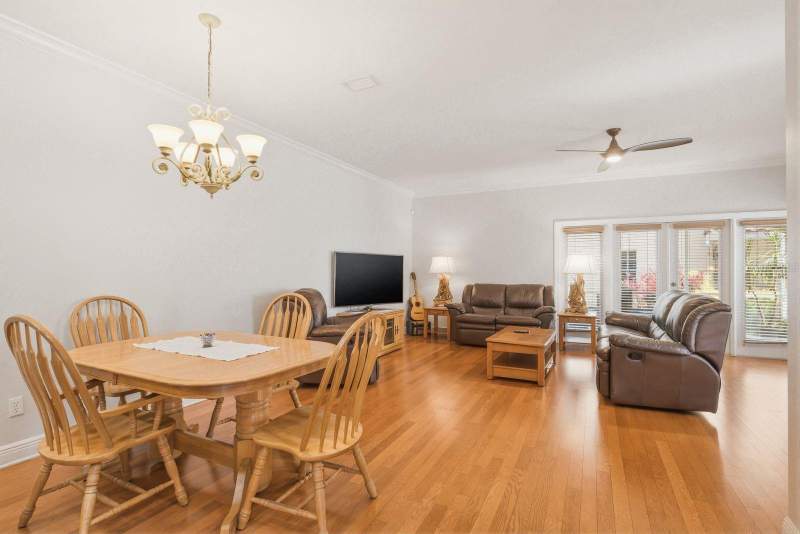 3 bedroom Townhouse at 208 Valencia Circle, Villas Of Carillon, St Petersburg — photo 2