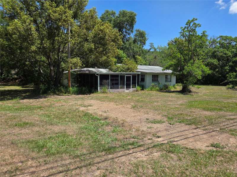 2 bedroom Single Family Residence at 3810 E Lumsden Road, Valrico, Valrico — photo 1