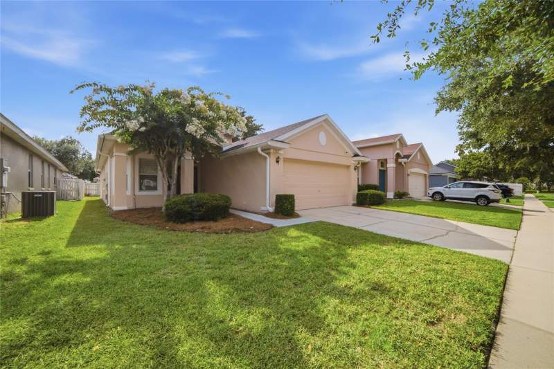 3 bedroom Single Family Residence at 5322 SANTA ANA DRIVE, HUNTERS CREEK TR 527 45/73, ORLANDO — photo 2