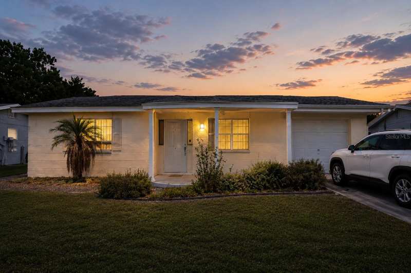 2 bedroom Single Family Residence at 1024 Viking Drive, Holiday Lake Estates, Holiday — photo 1