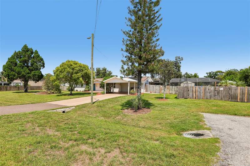 3 bedroom Single Family Residence at 6510 Sunridge Drive, Riverview, Riverview — photo 4