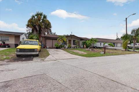 4448 Terry Loop, New Port Richey FL - photo 7 of 54