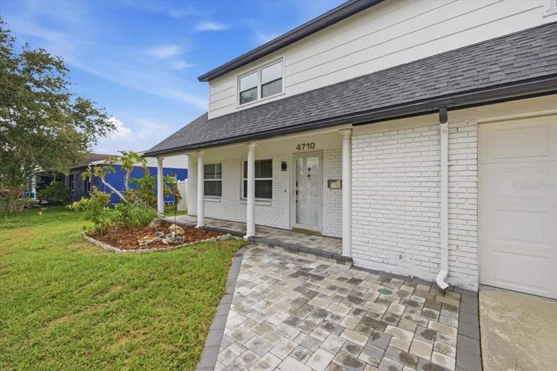 4 bedroom Single Family Residence at 4710 Travertine Drive, Bay Crest Park Unit 18, Tampa — photo 2