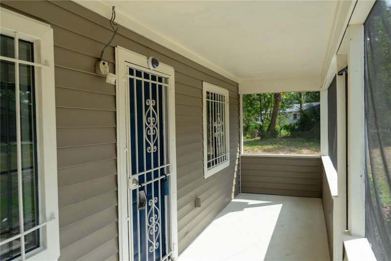 2 bedroom Single Family Residence at 1307 RAILROAD AVENUE, PARTINS SUB OF LT 27, SANFORD — photo 2