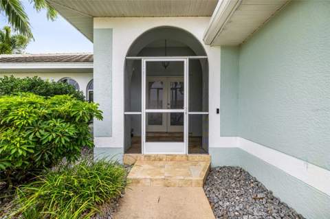 918 Cimarron Drive, Punta Gorda FL - photo 6 of 6