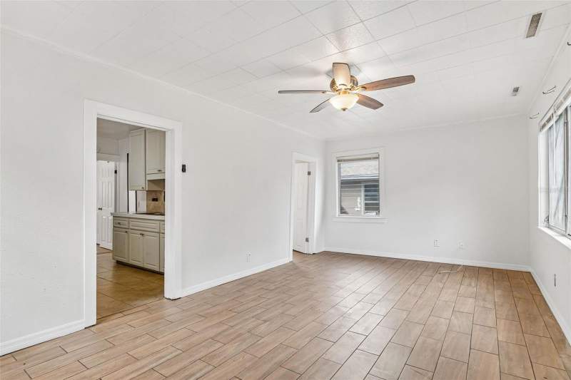 2 bedroom Single Family Residence at 1363 Tioga Avenue, Lakeview Heights, Clearwater — photo 4