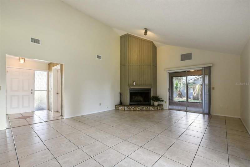 3 bedroom Single Family Residence at 309 REDWING WAY, STERLING PARK, CASSELBERRY — photo 3