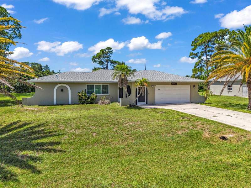 2 bedroom Single Family Residence at 18521 Quaint Avenue, Port Charlotte Sec 008, Port Charlotte — photo 4