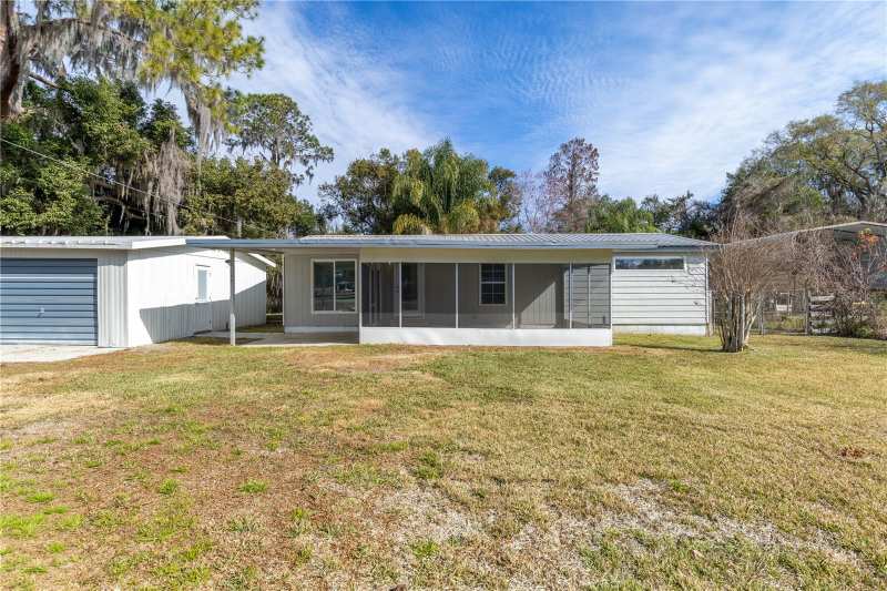 2 bedroom Manufactured Home at 11807 Ocklawaha Drive, Na, Leesburg — photo 1