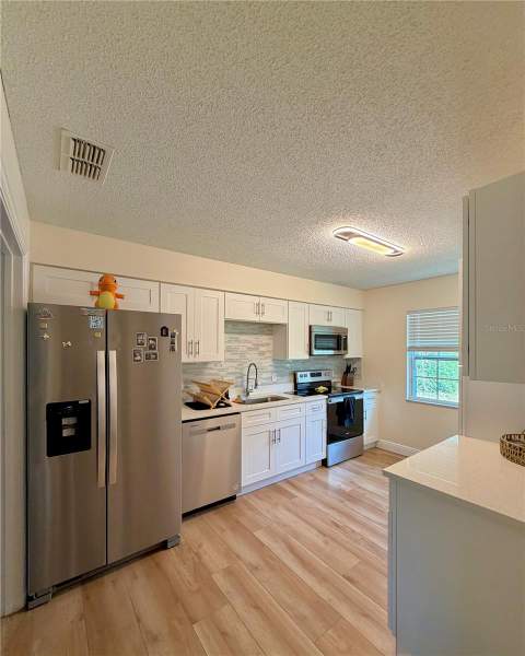 6353 Florida Avenue, New Port Richey FL - photo 11 of 34