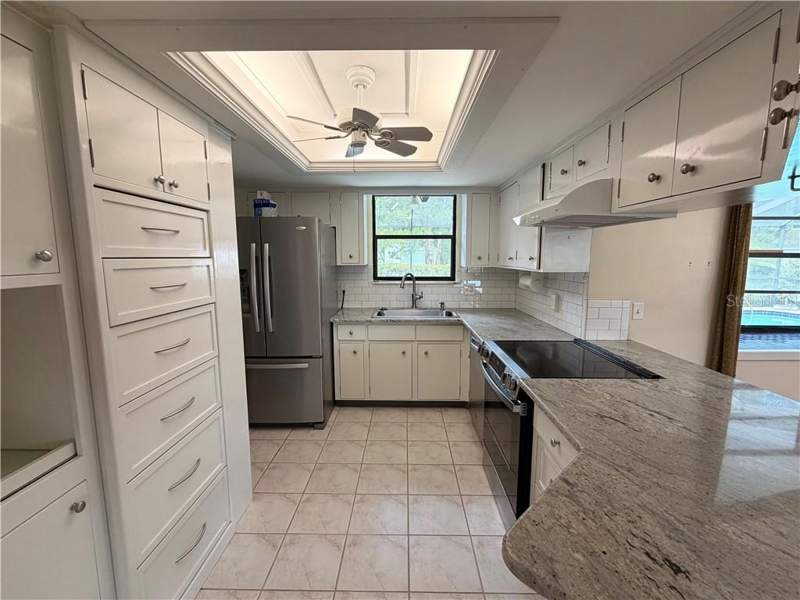 2 bedroom Single Family Residence at 6110 W Cheryl Lane, Homosassa, Homosassa — photo 2