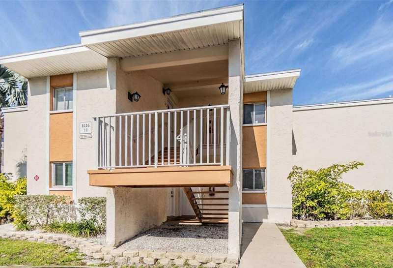 1 bedroom Condominium at 621 99th Avenue #104, Pine Rush Villas Condo, St Petersburg — photo 1