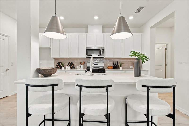 4 bedroom Single Family Residence at 2770 Soleta View, Soleta At Starkey Ranch, Odessa — photo 2