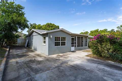 540 W Columbia Street, starter home for sale in Lake Alfred