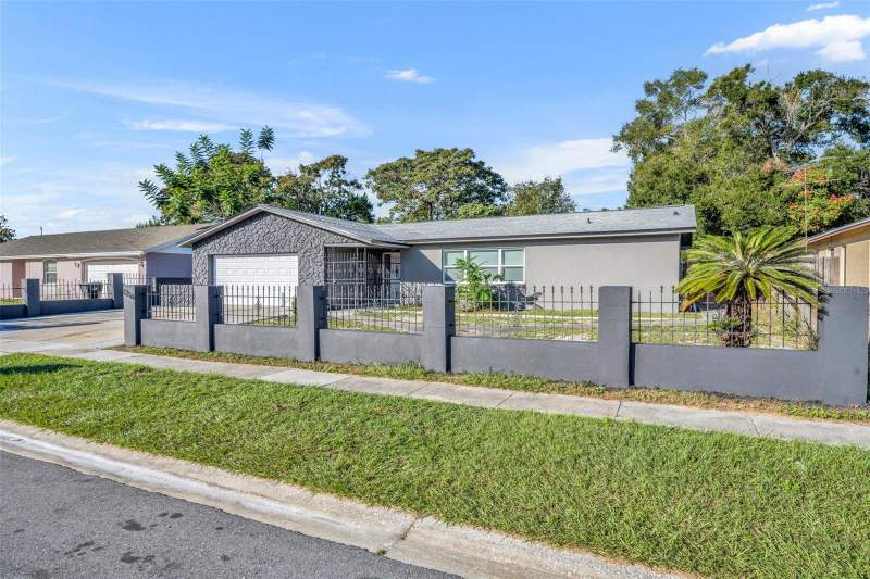 4 bedroom Single Family Residence at 2216 CHERBOURG COURT, RIVIERA SHORES, ORLANDO — photo 3
