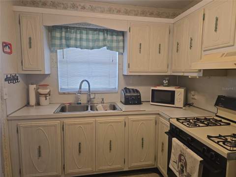 5356 81st Street #15, St Petersburg FL - photo 6 of 6