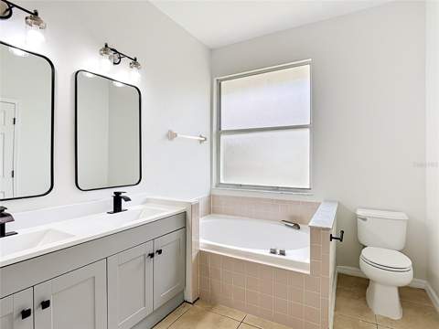 2944 Sunset Vista Boulevard, Kissimmee FL - photo 17 of 42