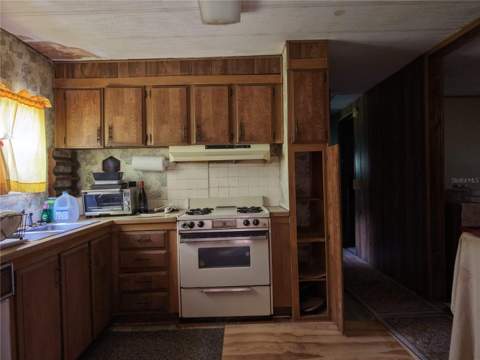 18440 Amityville Dr, Orlando FL - photo 12 of 16