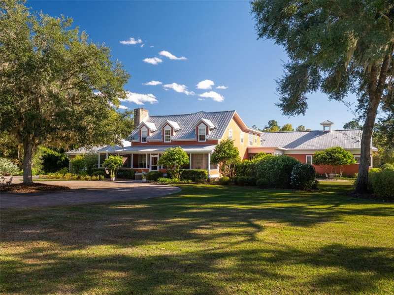 8 bedroom Single Family Residence at 11317 NW 199th Avenue, Alachua, Alachua — photo 1