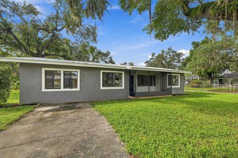 1717 8Th Street, 4-bedroom for sale in Palmetto