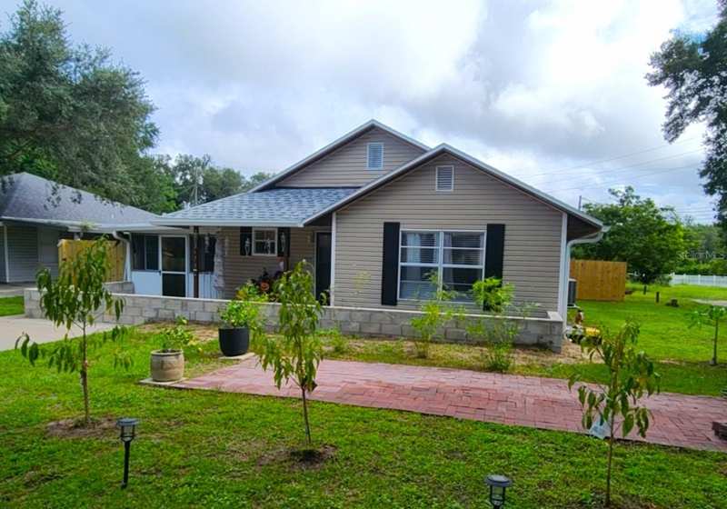 3 bedroom Single Family Residence at 677 Warner Street, Groveland, Groveland — photo 1
