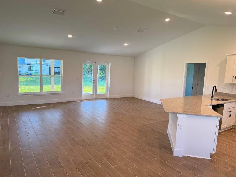 3 bedroom Single Family Residence at 1252 Fleetwood Drive, Port Charlotte Sec 023, Port Charlotte — photo 2
