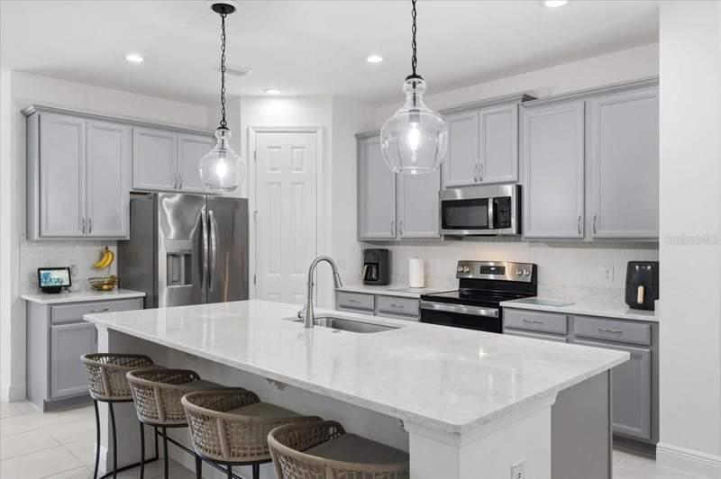 5 bedroom Single Family Residence at 5026 DOWN COURT, HANOVER LAKES PH 5, ST CLOUD — photo 4