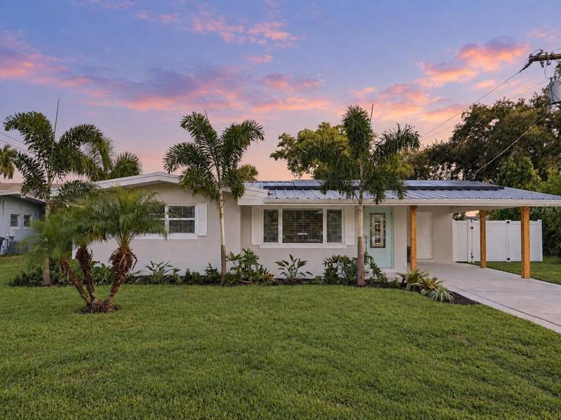 2 bedroom Single Family Residence at 3657 Kelly Street, Grove City Park, Fort Myers — photo 2