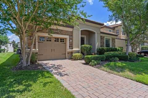 1442 Moon Valley Drive, gated community for sale in Davenport