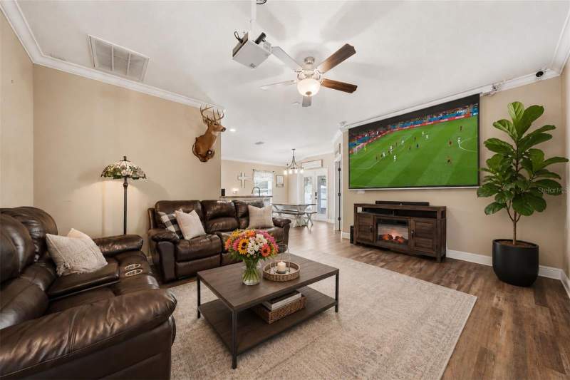 3 bedroom Single Family Residence at 362 Lake Street, Vista Oaks, Umatilla — photo 3