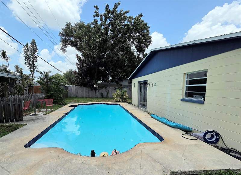 3 bedroom Single Family Residence at 9272 51st Street, Skyview Terrace 4th Add, Pinellas Park — photo 2