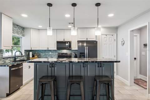 1000 N Lakeshore Boulevard, Howey In The Hills FL - photo 8 of 51