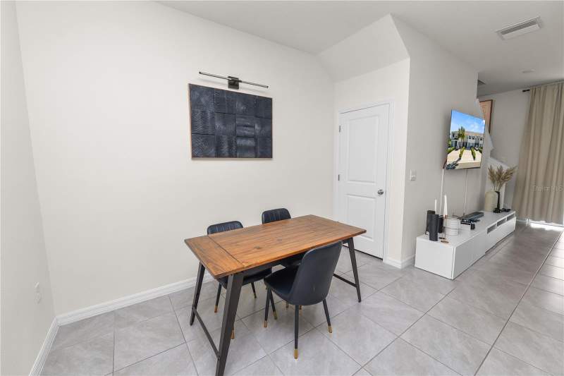 3 bedroom Townhouse at 3830 Sunflower Field Place, Varrea Ph 1, Plant City — photo 5
