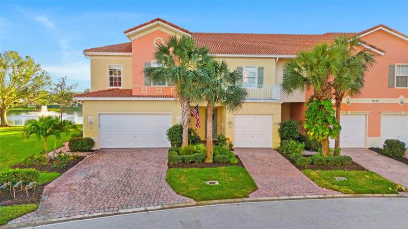 2 bedroom Townhouse at 16150 Via Solera Circle #102, Sail Harbour/Healthpark, Fort Myers — photo 3