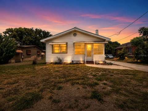 207 S Perry Avenue, home for sale in Fort Meade 33841