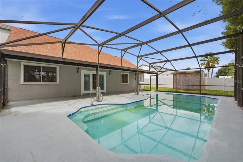 4 bedroom Single Family Residence at 2704 Winding Ridge Avenue, Shadow Bay Unit 2, Kissimmee — photo 2