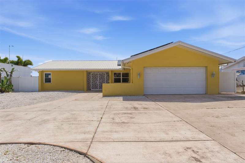 2 bedroom Single Family Residence at 1421 SEA GULL DRIVE, PASADENA GOLF CLUB ESTATES SEC 4, ST PETERSBURG — photo 2