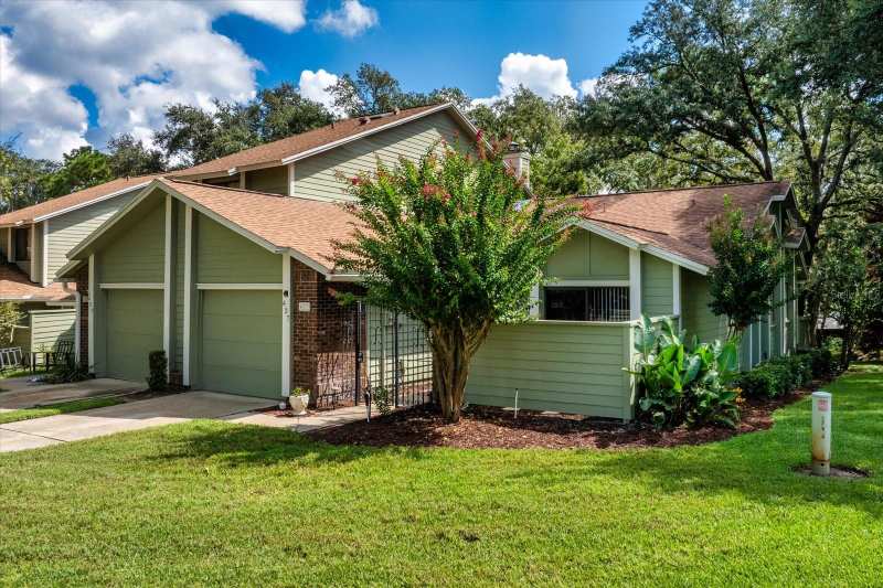 3 bedroom Townhouse at 437 Stanton Place, Governors Point Ph 1, Longwood — photo 1