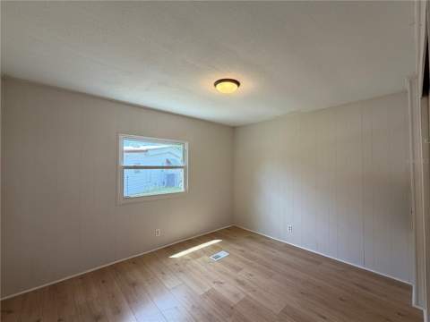 925 Beechwood Avenue, Lady Lake FL - photo 13 of 26