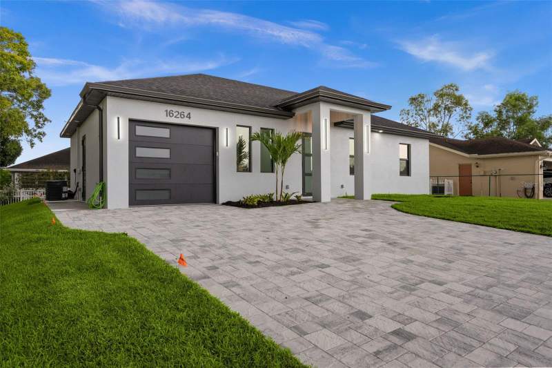 3 bedroom Single Family Residence at 16264 Horizon Road, Bayshore Estates, North Fort Myers — photo 3