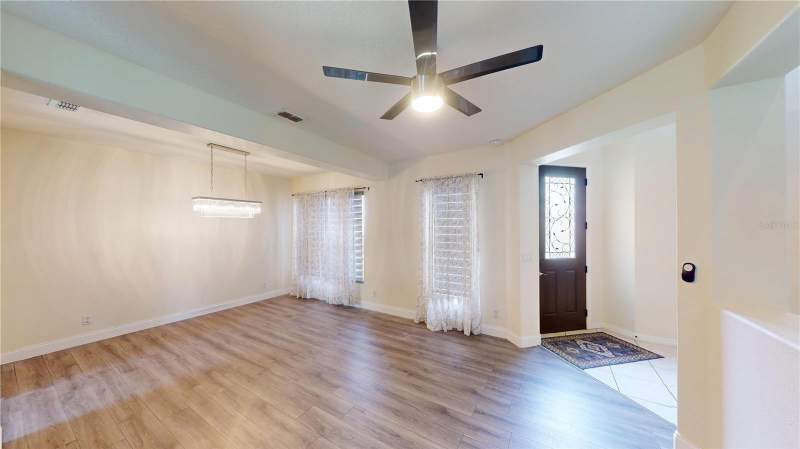5 bedroom Single Family Residence at 3044 Camino Real Drive, Villa Sol Ph 2 Village 3, Kissimmee — photo 4
