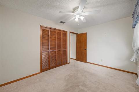 901 Tarawood Lane, Valrico FL - photo 10 of 33